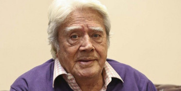 Cüneyt Arkın Şehitleri Andığı Mesajında Gözyaşlarını Tutamadı