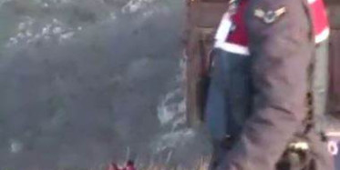 Define Ararken Kuyuya Düştü! Ölümden Kurtuldu!