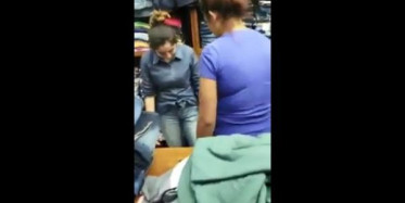 Üst Üste Kot Pantolon Giyerek Çalmak İsteyen Kadına Görevlilerin Tepkisi