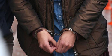 Damdan Sepet Sarkıtarak Uyuşturucu Satışı Yapan Adam Tutuklandı