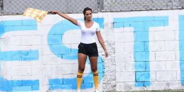 Denise Bueno'nun Yaptığı Şey Olay Oldu!