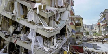 İnci'nin Enkazdan Kurtarılma Anları