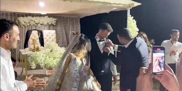 Diyarbakır'da Düğünde Ağabeyinin Kardeşine Taktığı Sanal Para Şaşırttı