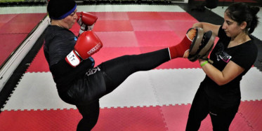 Diyarbakır'da 'Teyze Yapamaz' Dedikleri Boksta Madalya Kazandı