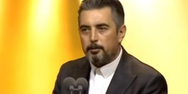 Ödül Alan Ali İhsan Varol'dan Acun Ilıcalı'ya Gönderme