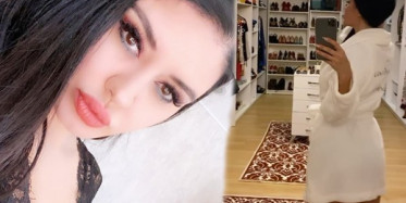 Ebru Polat Ayna Karşısında Verdiği Pozla Sosyal Medyayı Salladı