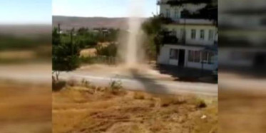 Elazığ'da Meydana Gelen Hortum Kameralara Yansıdı
