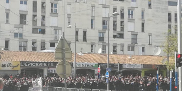 Emmanuel Macron Montpellier Ziyareti Sırasında Protesto Edildi