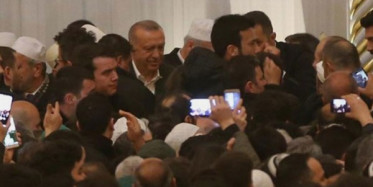 Cumhurbaşkanı Erdoğan, Kandil Gecesi Gönülleri Ferahlattı