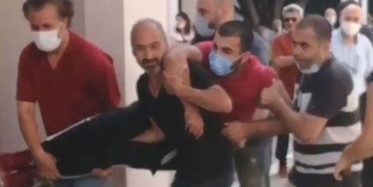 Fedakar Türk Milleti! Engelli Genç Sınava Geç Kalınca Kucaklarında Taşıyıp Okula Yetiştirdiler