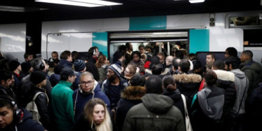 Fransa'da Metro İzdihamı