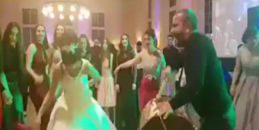 Gelin Düğünde Coştukça Coştu