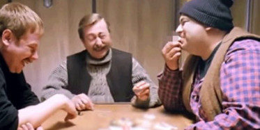 21 Yıl Önce Çekilen "Gemide" Filminin Beyaz Madde Sahnesi Gerçek Çıktı