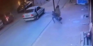 Genç Kadına Kapkaç Şoku!