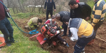 Genç Kız 2 Ayağını Birden Çapa Motoruna Kaptırdı