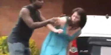 Genç Kızı Dayak Yemekten Kurtarana Bakın!