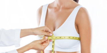 Göğüsleri Alay Konusu Olan Kadın Kampanya Başlattı