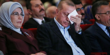Cumhurbaşkanı Erdoğan Gözyaşlarına Boğuldu