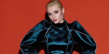 Güliz Ayla, Sarmaşık Adlı Şarkısına Eski Videolarından Klip Hazırladı