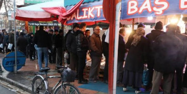 Fiyatı 20 TL'den 5 TL'ye Düşünce Vatandaş Akın Etti