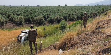 Hatay'da Askerleri Taşıyan Minibüs Devrildi: 3 Yaralı
