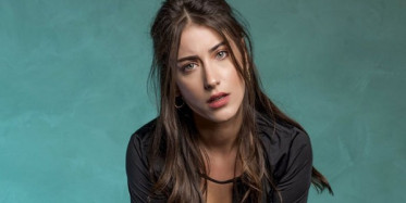 Hazal Kaya: Kan Testinden Sonra Hamile Olduğumu Öğrendim