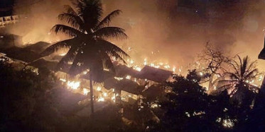 Hindistan’da Korkutan Pazar Yangını: 500'den Fazla Dükkan Kül Oldu