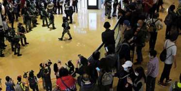 Hong Kong'da Hükümet Karşıtı Gösteri