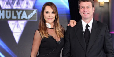 Kaya Çilingiroğlu Eski Eşi Hülya Avşar'ın Evinde Yemek Yaptı