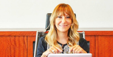 İBB'de Başörtülü Kadınlara İnsanlık Dışı Saldırı