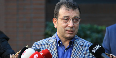 İmamoğlu canlı yayında kibrine yenik düştü: Beceriksizliği ortaya çıkmasın diye TOKİ Başkanını istemedi