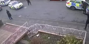 Polis Teslim Olan Hırsızı Dövdü