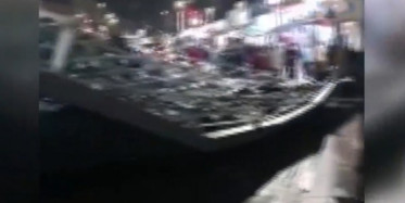 İngiltere’de Brendan Fırtınası Bir AVM’nin Çatısını Uçurdu