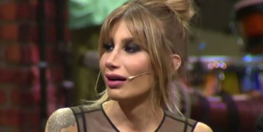 İrem Derici: Silikon Taktırdıktan Sonra Kendimi Gerçek Bir Kadın Gibi Hissettim