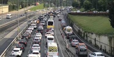 İstanbul 27 Eylül Pazartesi Gününe Yoğun Trafikle Başladı