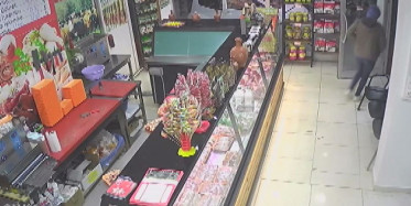 İstanbul'da Sadaka Kutusunu Çaldı