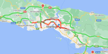 İstanbullular 'Evde Kal'madı! Trafik Durma Noktasına Geldi