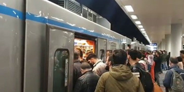 İstanbullular Yeni Kısıtlama Saatlerine Uyamadı