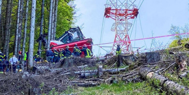 İtalya'da Teleferik Kazası: 14 Ölü