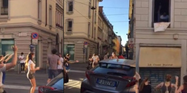 İtalya'da Karantina Sonrasında Dans