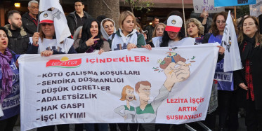 İzmir'de kadınlar özgürlüğe yürüdü: Alsancak Kıbrıs Şehitleri Caddesi doldu taştı