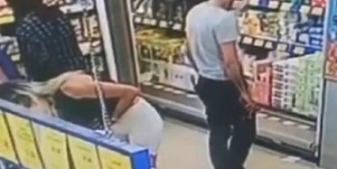 İzmir’de Market Alışverişi Yapan Kadının Etek Altı Görüntüleri Çekildi