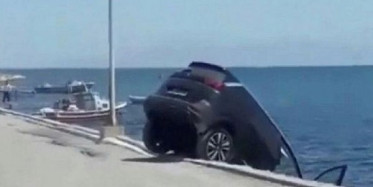 Lüks Cipi Denize Attı