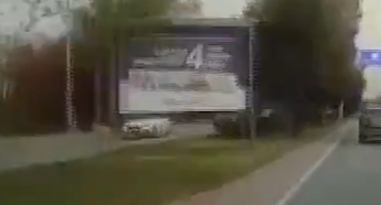 Trafikte Arabasını Durdurdu! Arkadaki Aracın Sahibine Saldırdı!