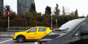 İstanbul Şişli'de 2 Şoförün Yol Kavgası