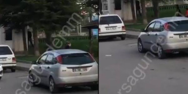 Parkta Oynayan Küçük Kızlara Bakarak Kendini Tatmin Etti!