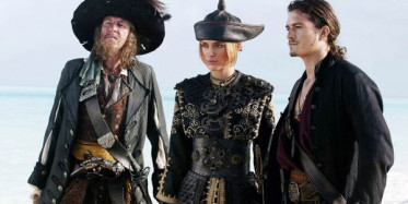 Karayip Korsanları: Dünyanın Sonu Fragman