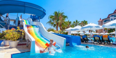 İnanılmaz Eğlenceli Korsan Su Kaydırakları