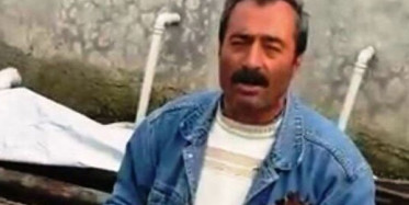 Kemençe Çalarken Bir Anda Yere Yığıldı ve Hayatını Kaybetti!