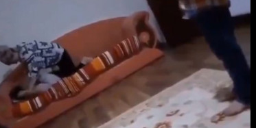 Kızını Boğarak Döven Annenin Görüntülerine Tepki Yağdı